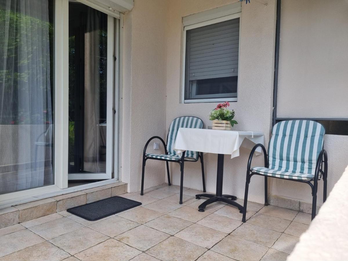 Apartment Ninas دوبروتا المظهر الخارجي الصورة